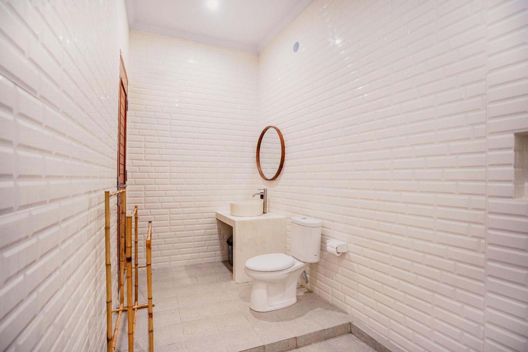 Pondok Yogi Guest House Canggu Ngoại thất bức ảnh